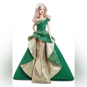 Barbie Collector 2011 Holiday Doll